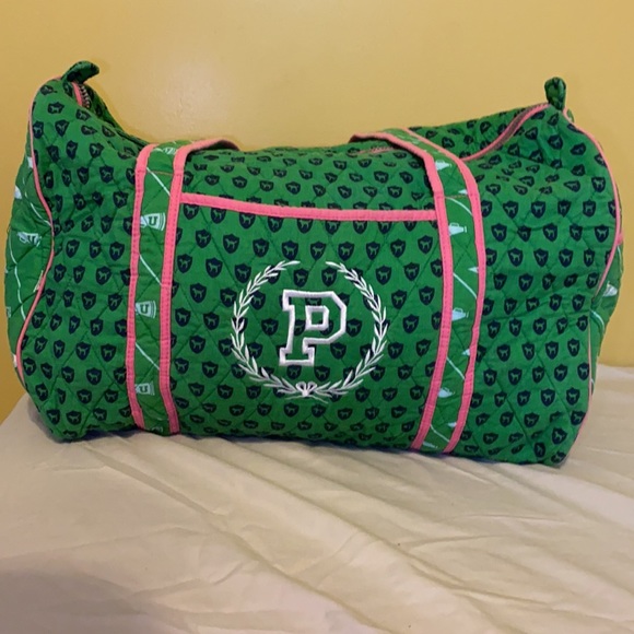 VS Pink Duffle Bag - Picture 5 of 13